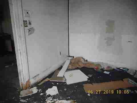 4693 32nd (16)_m.jpg